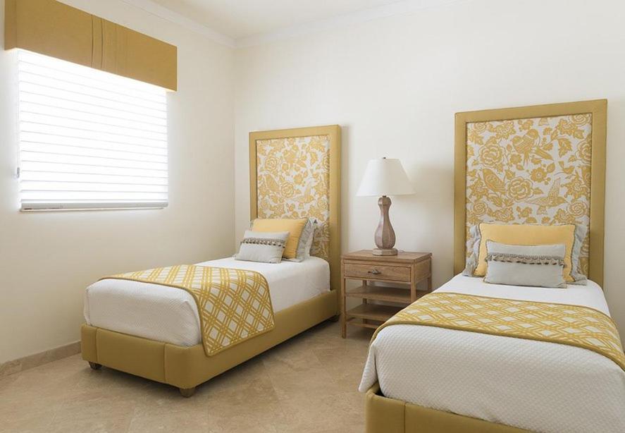The Venetian On Grace Bay Aparthotel Exterior foto